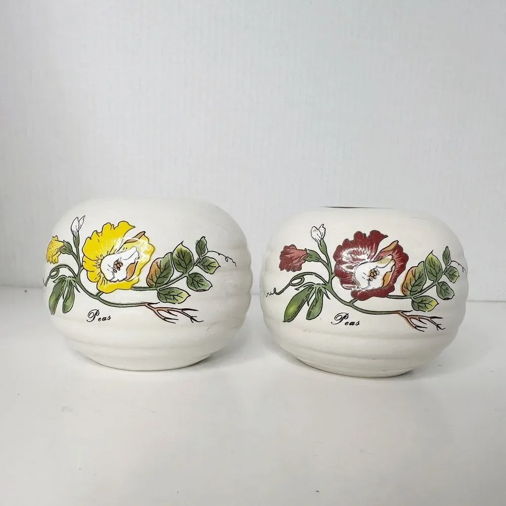 Floral Round Salt And Pepper Shaker Botanical Garden Korea Bone China* kk13‎